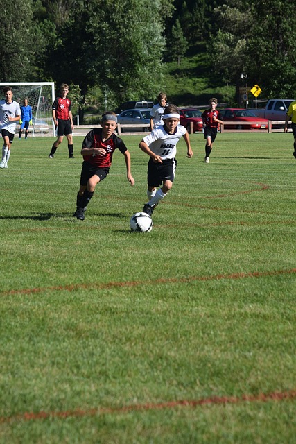 亚历山大满脸绝望！被35+18约基奇打烂！湖人第二+他的MVP全没了.